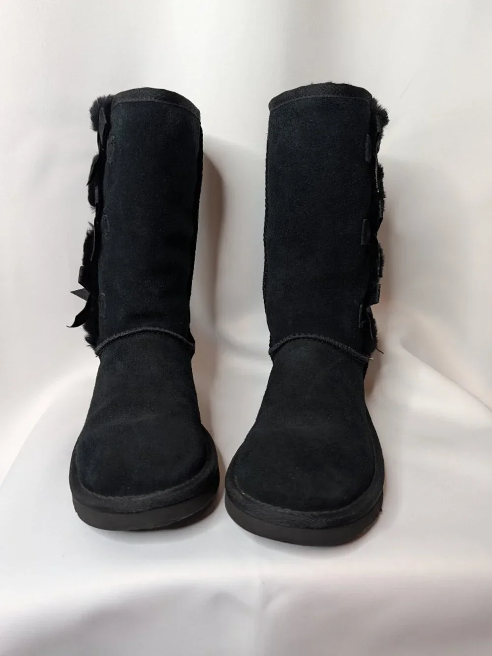 Kookaburra by UGG Victoria Tall Black Suede Bow Boots - size 7